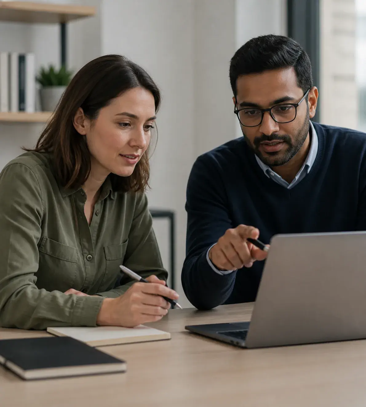 Recruiter and hiring manager calibrating candidate evidence